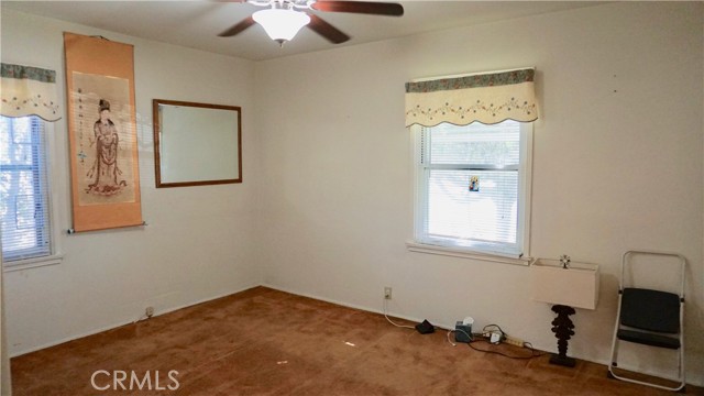 Detail Gallery Image 12 of 48 For 2213 N Valley St, Burbank,  CA 91505 - 3 Beds | 1 Baths