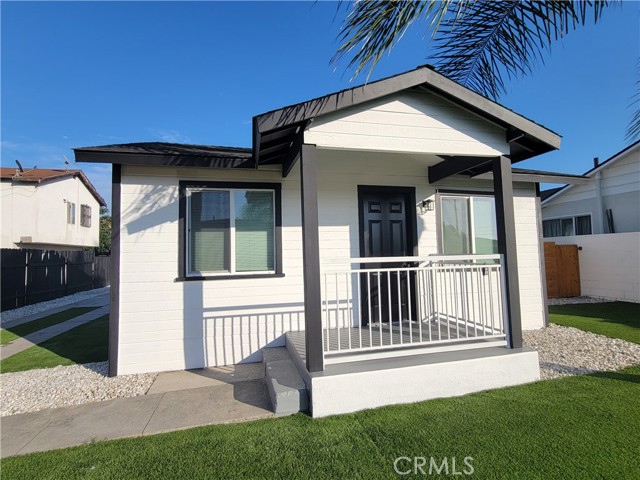 Detail Gallery Image 3 of 23 For 6122 Wilcox, Maywood,  CA 90270 - – Beds | – Baths