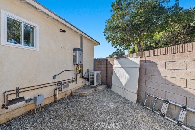 Detail Gallery Image 34 of 38 For 4769 E Malta, Long Beach,  CA 90815 - 3 Beds | 3 Baths