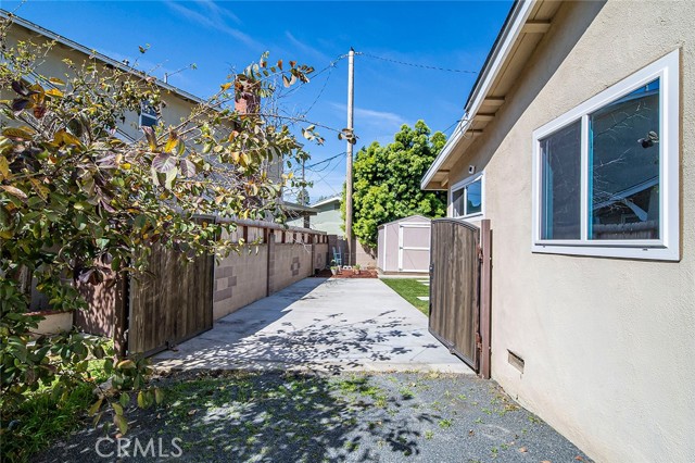 Detail Gallery Image 31 of 38 For 3581 Kemble Ave, Long Beach,  CA 90808 - 3 Beds | 2/1 Baths