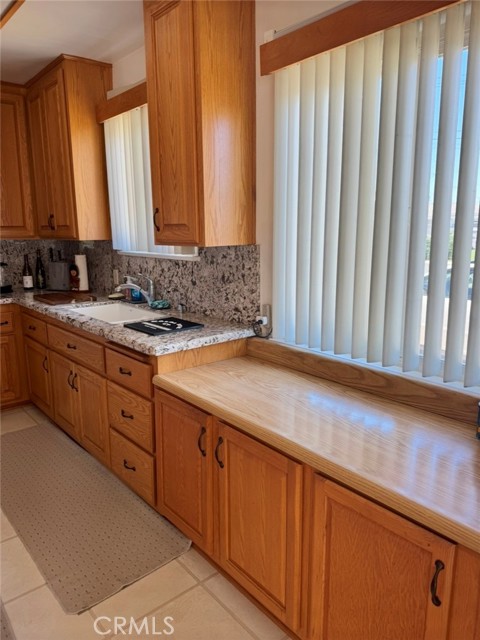 Detail Gallery Image 4 of 13 For 16917 S Catalina Ave, Gardena,  CA 90247 - 3 Beds | 2/1 Baths