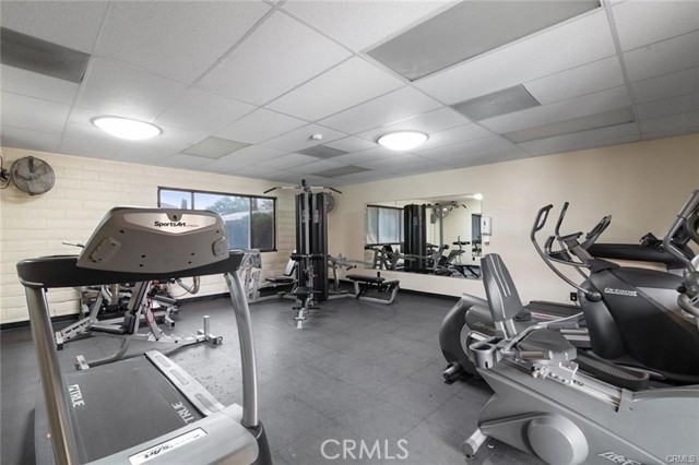 913 S Grand Avenue, San Jacinto CA: https://media.crmls.org/medias/d507b168-558e-4a34-8335-bef9e064d2bb.jpg