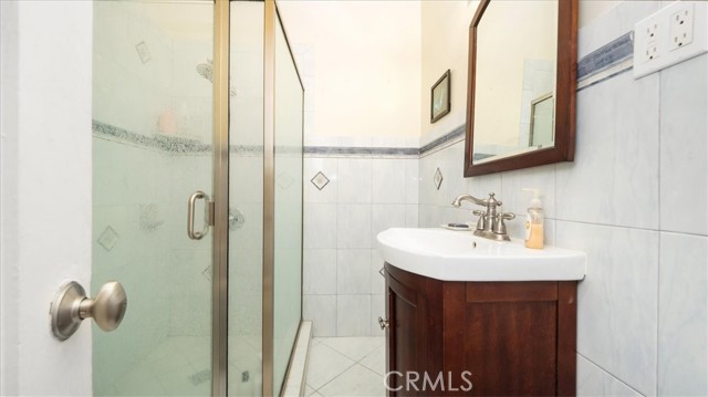 Detail Gallery Image 18 of 42 For 1511 Coolidge Ave, Pasadena,  CA 91104 - 4 Beds | 2 Baths