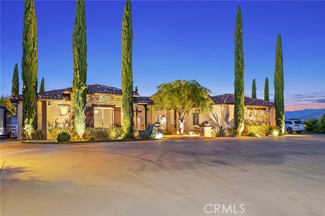 33260 Susan Grace Court, Temecula CA: https://media.crmls.org/medias/d508aa21-cf1b-42cc-b48c-5ccd1574e88a.jpg