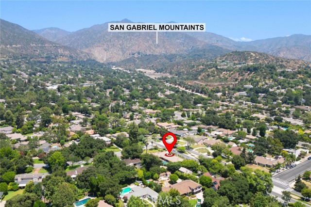 6 Woodland Lane, Arcadia CA: https://media.crmls.org/medias/d508bca3-fdab-48e4-a054-439ef47340d8.jpg
