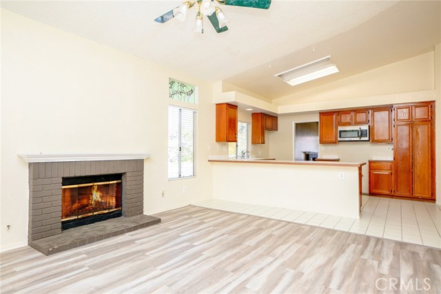Detail Gallery Image 19 of 38 For 23939 Brittlebush Cir, Moreno Valley,  CA 92557 - 3 Beds | 2 Baths