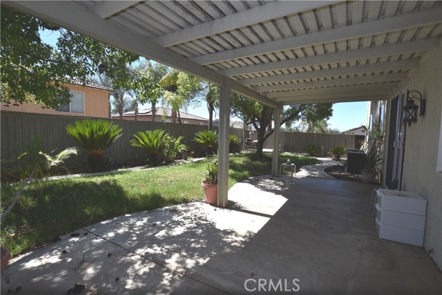 28721 Meadow View Drive, Menifee CA: https://media.crmls.org/medias/d5092f0e-1002-4cbf-8556-5609c5d67917.jpg
