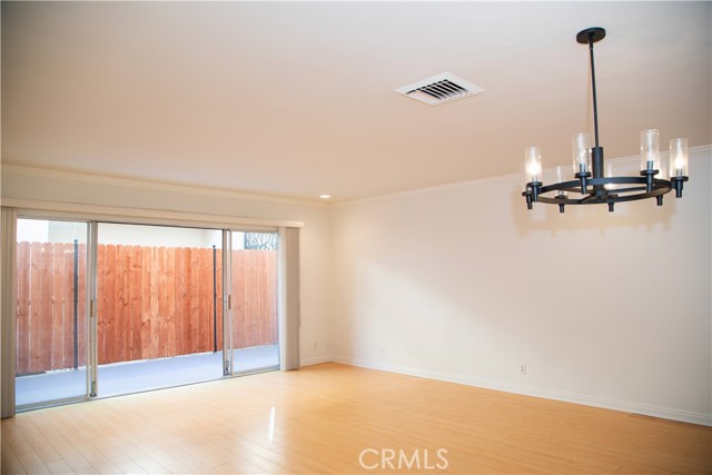908 15th Street, Santa Monica CA: https://media.crmls.org/medias/d50a0b99-541c-49b9-ba71-0f0557d6abf0.jpg
