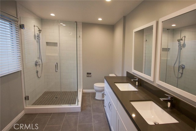 Detail Gallery Image 16 of 25 For 19756 Collier St, Woodland Hills,  CA 91364 - 4 Beds | 2/1 Baths