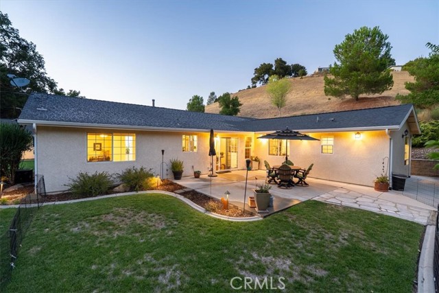 6205 San Anselmo Road, Atascadero CA: https://media.crmls.org/medias/d50adb32-e4b4-43d5-802d-b8e7233852f4.jpg