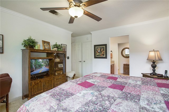 Detail Gallery Image 12 of 18 For 2505 Park Lake, Santa Ana,  CA 92705 - 2 Beds | 2 Baths