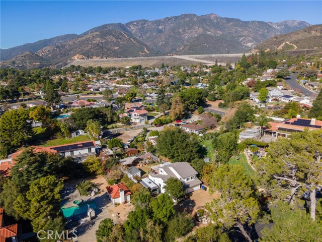 Detail Gallery Image 3 of 73 For 2415 Park Bld, Upland,  CA 91784 - 4 Beds | 3 Baths