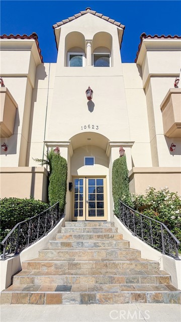 10623 Moorpark photo 44