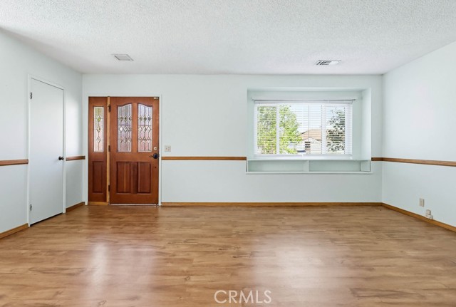 Image 10 of 75 For 5812 Graywood