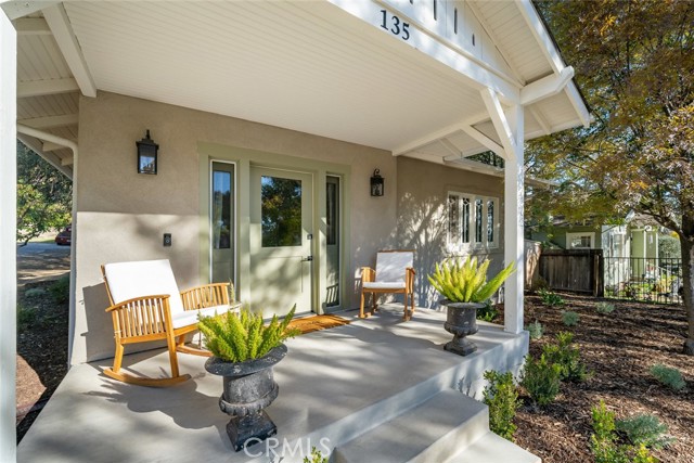 Detail Gallery Image 2 of 45 For 135 18th St, Paso Robles,  CA 93446 - 4 Beds | 2/1 Baths