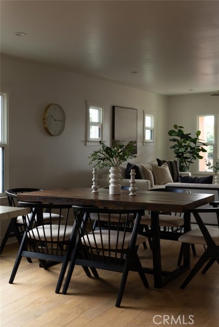 2342 S Cochran Avenue, Los Angeles CA: https://media.crmls.org/medias/d50f4525-678c-4afa-ba29-4a34436ad529.jpg