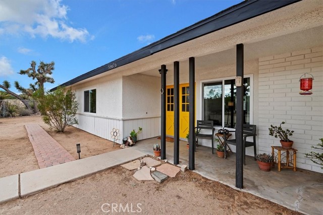 58676 Sunflower Drive, Yucca Valley CA: https://media.crmls.org/medias/d50fa67f-fdd5-4c8f-bf6b-265ed251ac0a.jpg