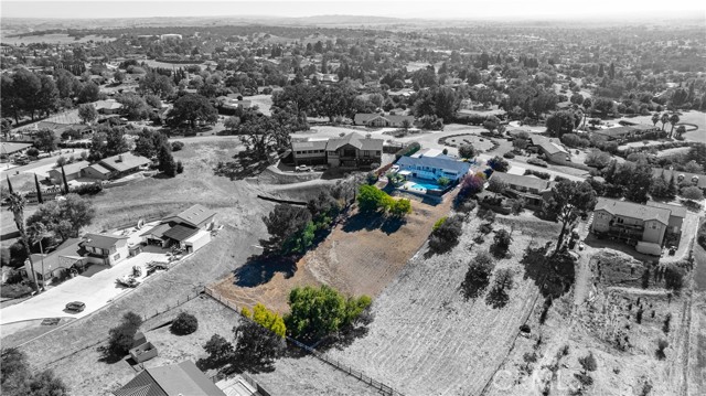 Detail Gallery Image 3 of 54 For 753 Walnut Dr, Paso Robles,  CA 93446 - 3 Beds | 2 Baths