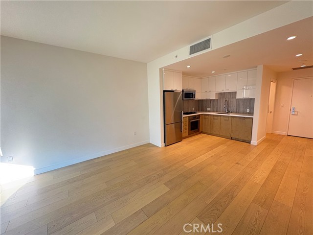 Detail Gallery Image 7 of 14 For 400 S Broadway #1407,  Los Angeles,  CA 90013 - 1 Beds | 1 Baths