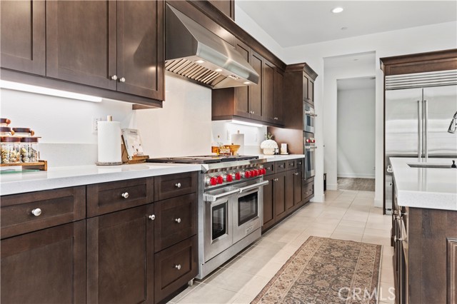 Detail Gallery Image 17 of 74 For 27526 Elderberry Dr, Valencia,  CA 91381 - 5 Beds | 5/1 Baths