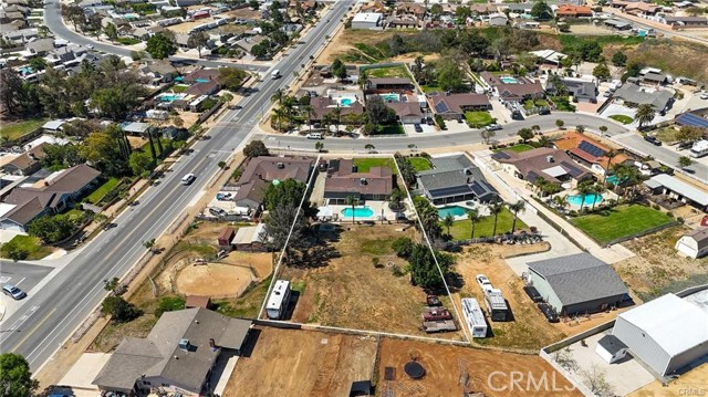 3711 Alhambra Street, Norco CA: https://media.crmls.org/medias/d511204e-1329-4642-a28d-f89235d16202.jpg