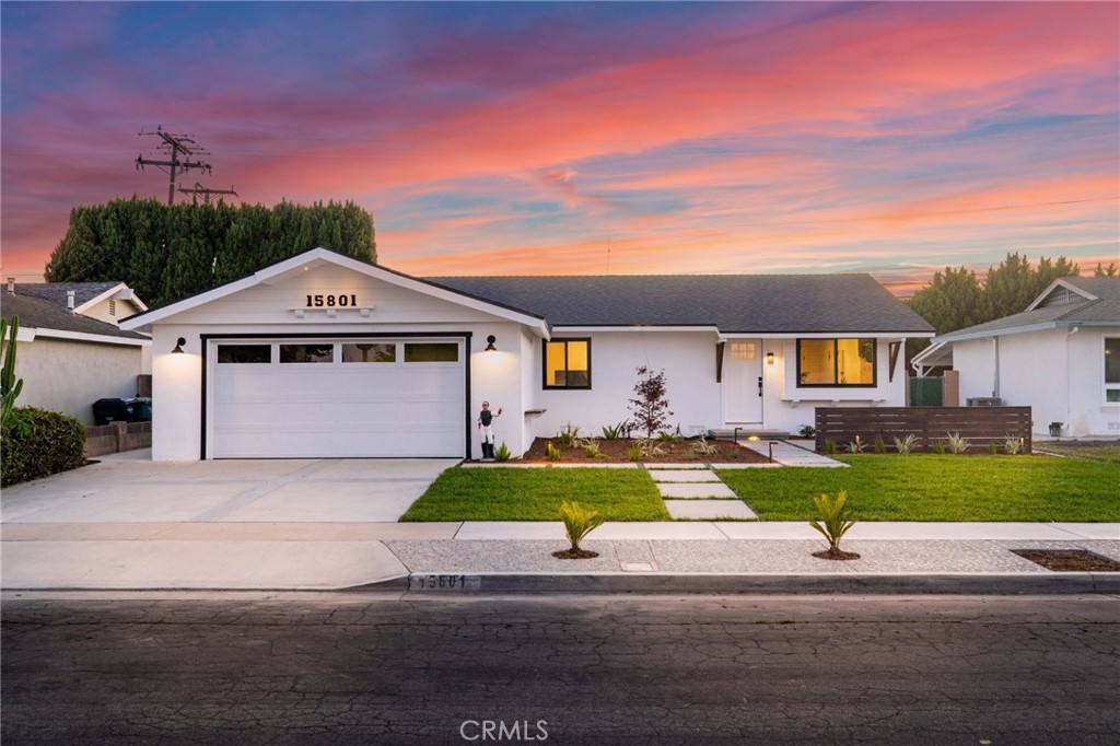 15801 Carrie Lane