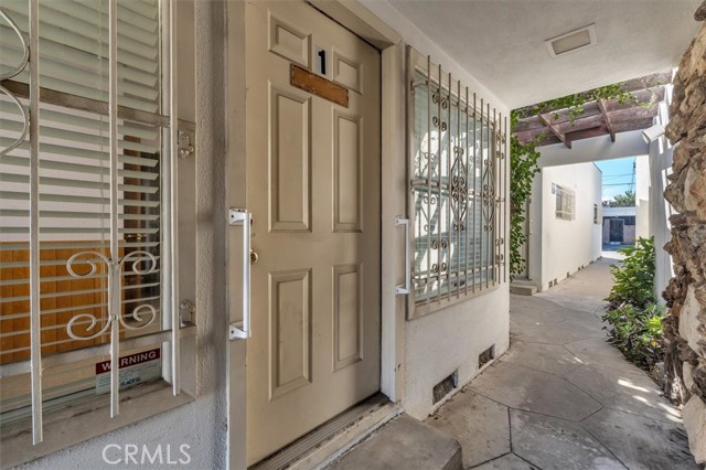  Commercial for Sale in Encino, California