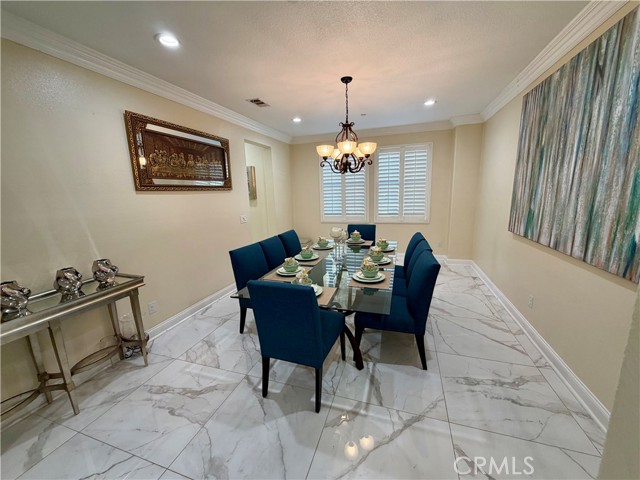 Detail Gallery Image 4 of 30 For 13538 Applegate Ct, Rancho Cucamonga,  CA 91739 - 5 Beds | 3 Baths