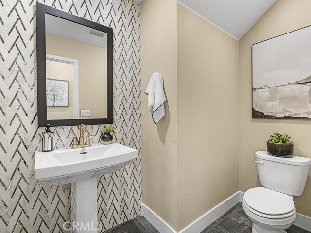 Detail Gallery Image 17 of 45 For 30110 Crestline Court, Castaic,  CA 91384 - 4 Beds | 3/1 Baths