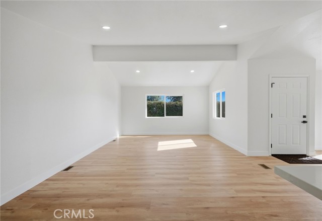 Detail Gallery Image 6 of 33 For 28597 Whittier, Winchester,  CA 92596 - 3 Beds | 2 Baths