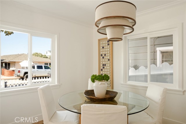 1585 Miramar Drive, Newport Beach CA: https://media.crmls.org/medias/d5133101-e2b6-45ee-a7b1-2f0283afd634.jpg