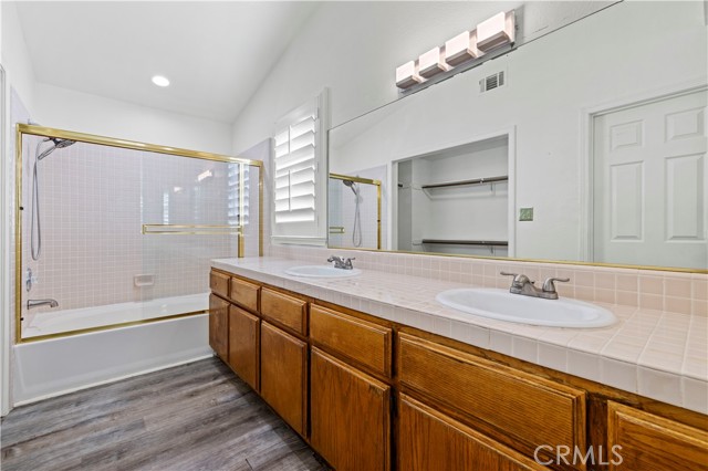 Detail Gallery Image 48 of 73 For 10213 Single Oak Dr, Bakersfield,  CA 93311 - 3 Beds | 2/1 Baths