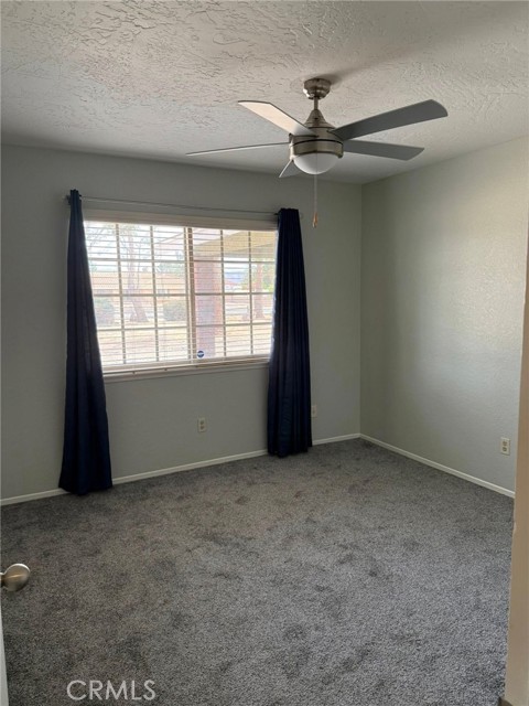 Detail Gallery Image 14 of 21 For 14040 Hopi Rd, Apple Valley,  CA 92307 - 3 Beds | 2 Baths