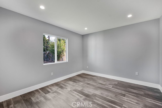 7719 Nestle Avenue, Reseda CA: https://media.crmls.org/medias/d513ec60-e414-4e34-9284-9f88526465ce.jpg