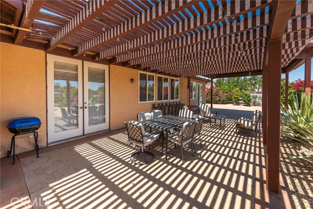16767 Eagle Peak Road, Riverside CA: https://media.crmls.org/medias/d51466f0-06a1-4ef0-b784-98229eb5d90f.jpg