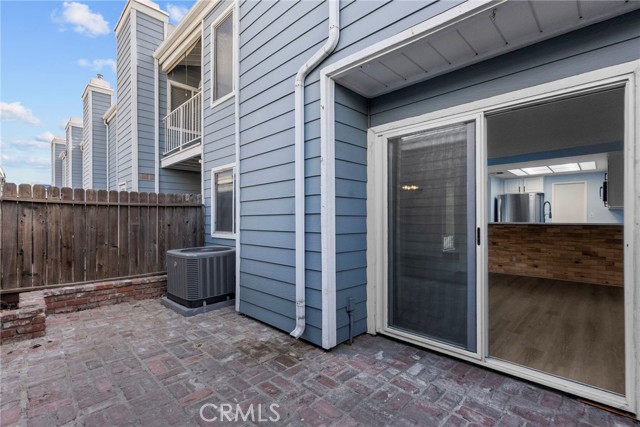 Detail Gallery Image 27 of 34 For 15735 Nordhoff St #36,  North Hills,  CA 91343 - 2 Beds | 2/1 Baths