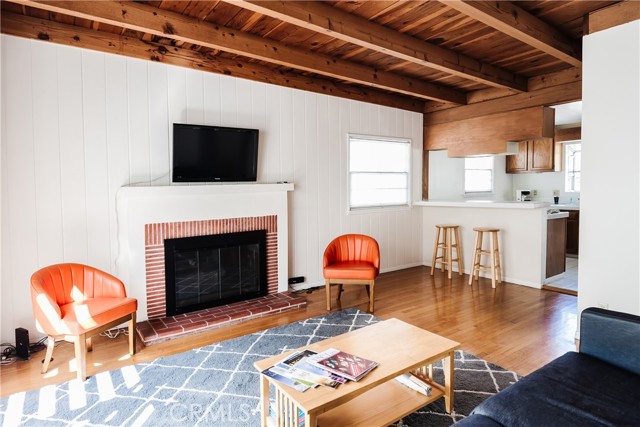 757 35th Street, Manhattan Beach, California 90266, 4 Bedrooms Bedrooms, ,2 BathroomsBathrooms,Residential,Sold,35th,SB21206332