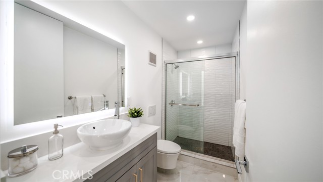 2306 Aviation Boulevard, Redondo Beach, California 90278, 4 Bedrooms Bedrooms, ,5 BathroomsBathrooms,Residential,Sold,Aviation,PV21199795