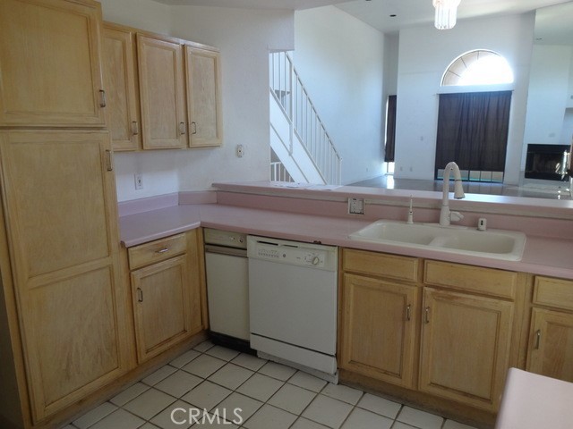 Detail Gallery Image 20 of 30 For 11417 Culver Bld #2,  Los Angeles,  CA 90066 - 4 Beds | 3 Baths