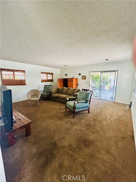 619 E H Street, Ontario CA: https://media.crmls.org/medias/d518946f-28a5-405c-ae67-08f5c840413f.jpg
