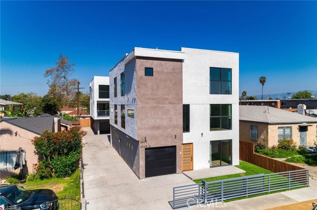 2409 Carmona #1, Los Angeles, CA 90016