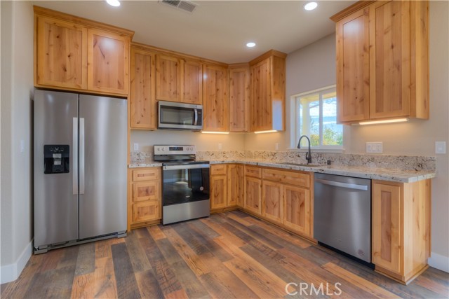 Detail Gallery Image 21 of 35 For 1906 Moll Rd, Paradise,  CA 95969 - 2 Beds | 2 Baths