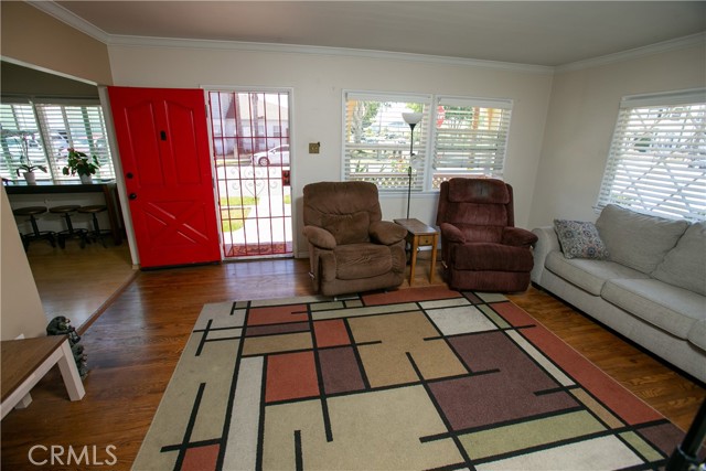 Detail Gallery Image 12 of 58 For 16802 Virginia Ave, Bellflower,  CA 90706 - 4 Beds | 1/1 Baths