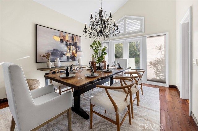 2712 N Roxbury Street, Orange CA: https://media.crmls.org/medias/d51b8d3a-b819-475e-b95c-fc1849481fa6.jpg