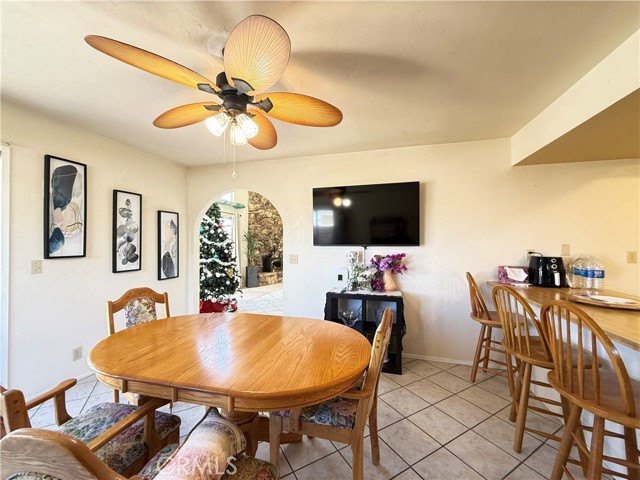 Detail Gallery Image 10 of 19 For 26483 Anchorage Ln, Helendale,  CA 92342 - 3 Beds | 2 Baths