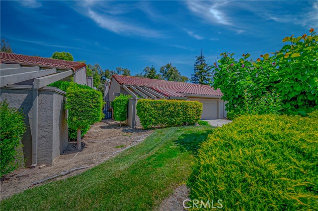 1305 Paseo Redondo Drive, Merced CA: https://media.crmls.org/medias/d51d39be-edcb-4199-a56a-75e997dd206e.jpg