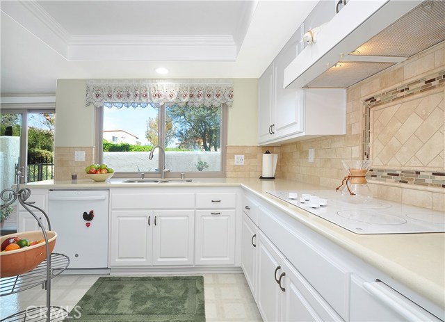 41 Aspen Way, Rolling Hills Estates, California 90274, 3 Bedrooms Bedrooms, ,1 BathroomBathrooms,Residential,Sold,Aspen,PV17065545