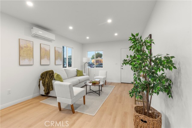 Detail Gallery Image 16 of 25 For 1330 E 56th, Long Beach,  CA 90805 - 2 Beds | 1 Baths