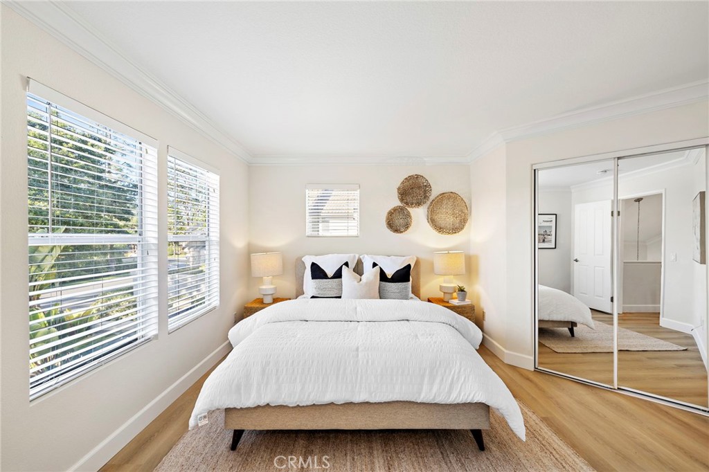 MLS #OC25266133 image #19