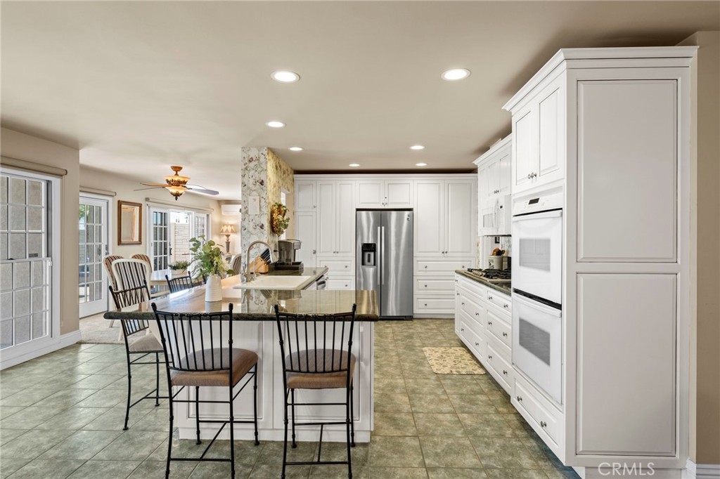 1269 Van Nuys - photo 20
